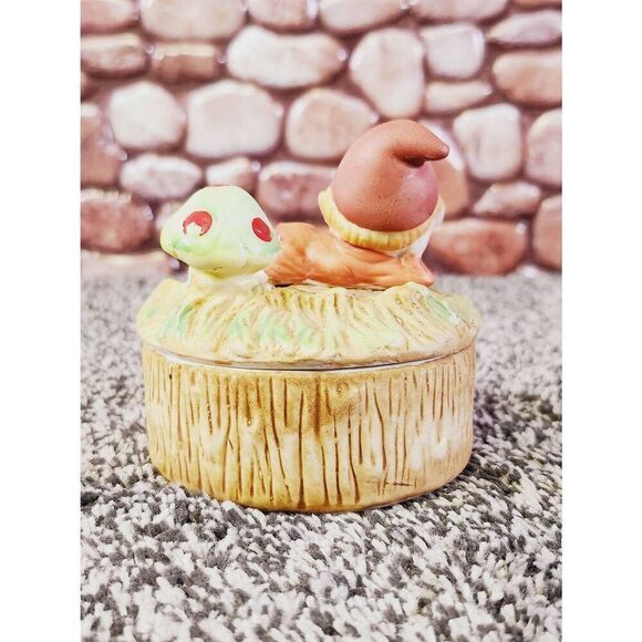 Vintage HOMCO Boy Pixie Elf Mushroom Round Trinket Dish Lidded Fairy Jar - Picture 3 of 8
